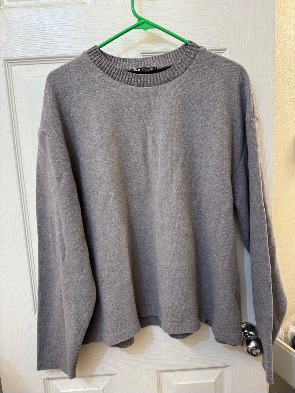 Zara Men's Crewneck Sweater in Gray